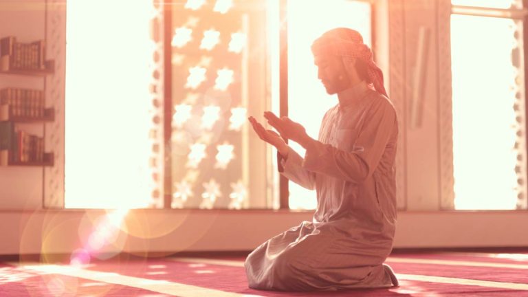 Raih Malam Istimewa Lailatul Qadar di 10 Hari Terakhir Ramadhan!