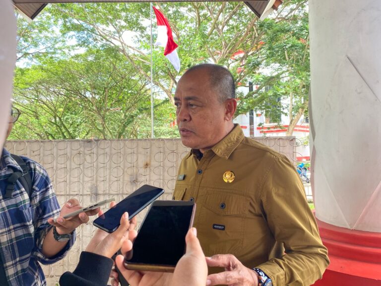 Camat Samboja Prioritaskan Perbaikan Jalan dan Sekolah di 2025